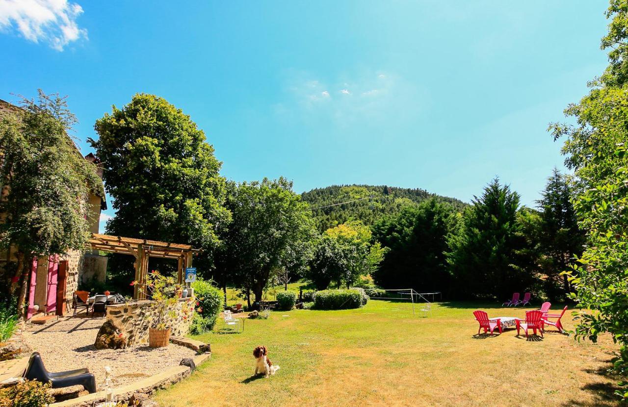 Bed and Breakfast Domaine de Bauzit à Vals-pres-le-Puy Extérieur photo